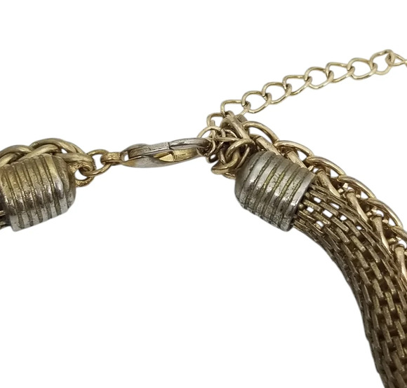 VINTAGE GOLDTONE & RHINESTONE STATEMENT NECKLACE & DROP EARRINGS SET - Picture 8 of 10